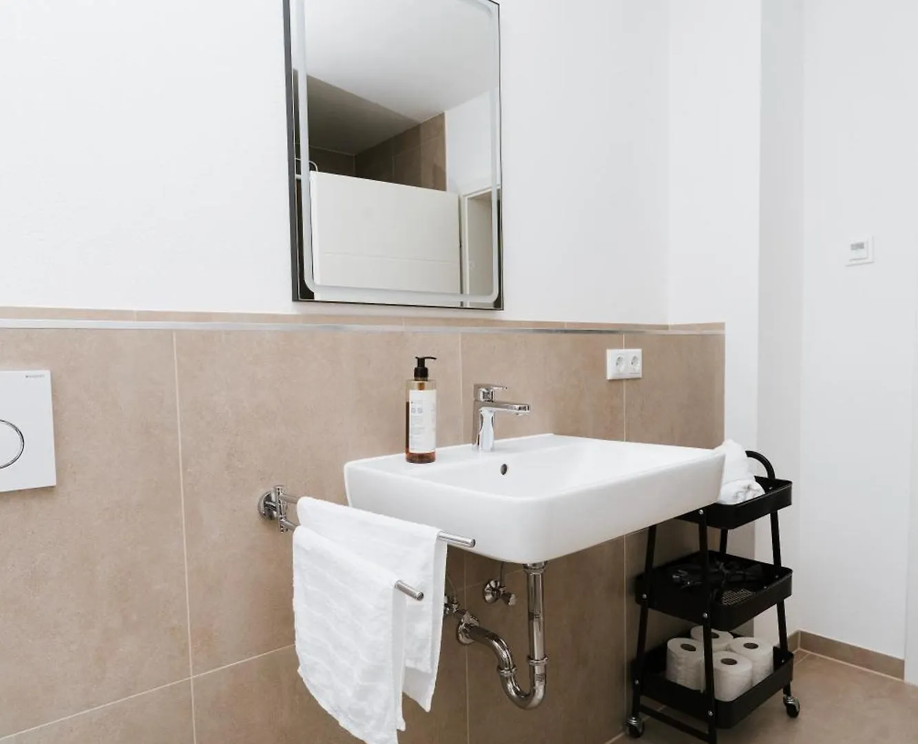Modernes 3-Zimmer-Apartment - Naehe Krankenhaus, Altstadt, Bahnhof - Parken Amberg 0*,  Německo