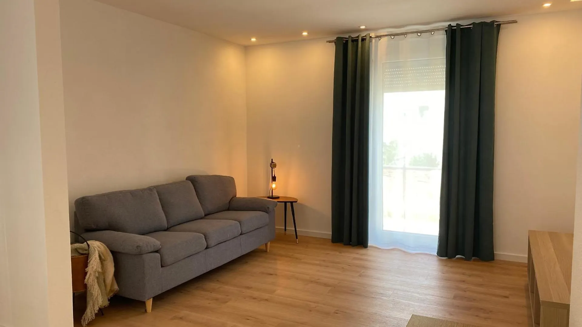 Modern Living Apartment - Naehe Krankenhaus, Altstadt, Bahnhof - 3-Zimmer Amberg